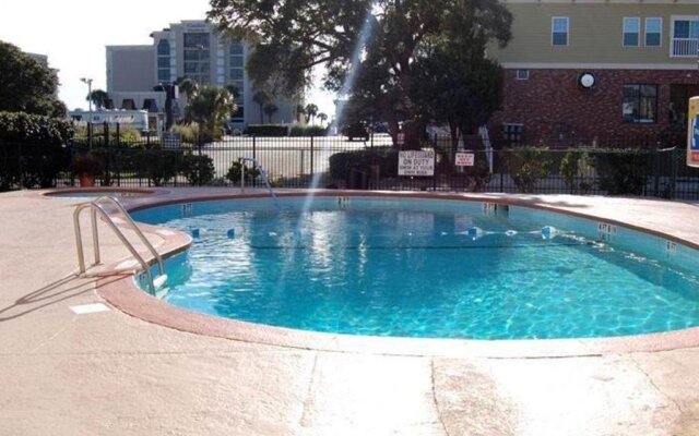 Holiday Towers Condominium