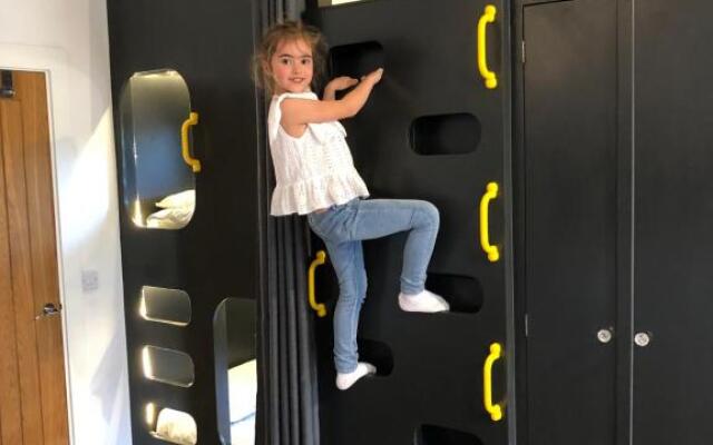 Windsor Studio South-5 mins from Legoland