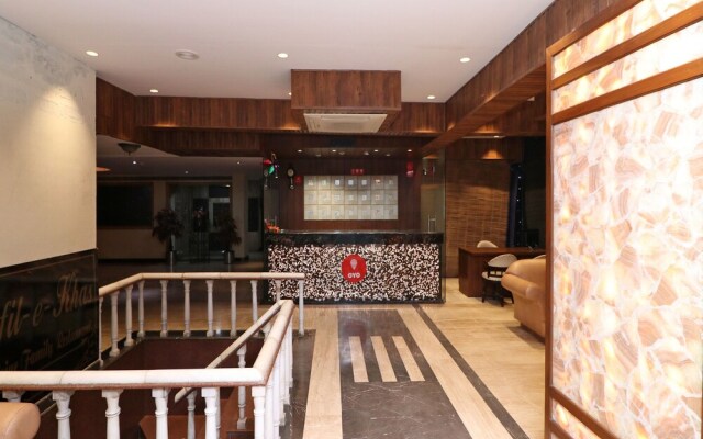 OYO 11647 Hotel Metro