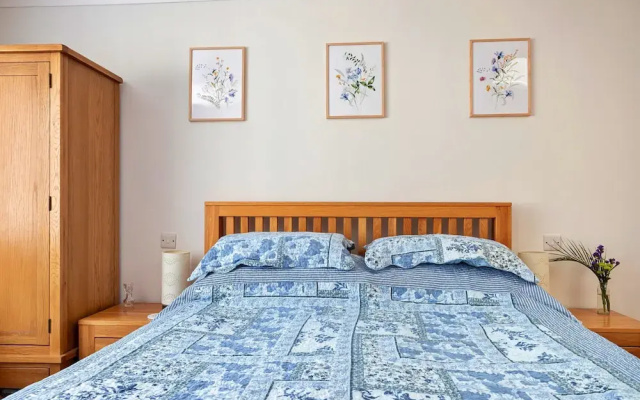 Rural Retreat Bungalow With Garden, No Deposit