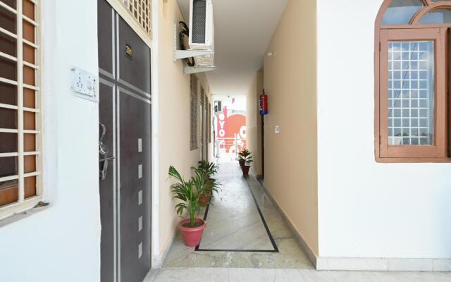 OYO 60802 Grand Plaza Highway