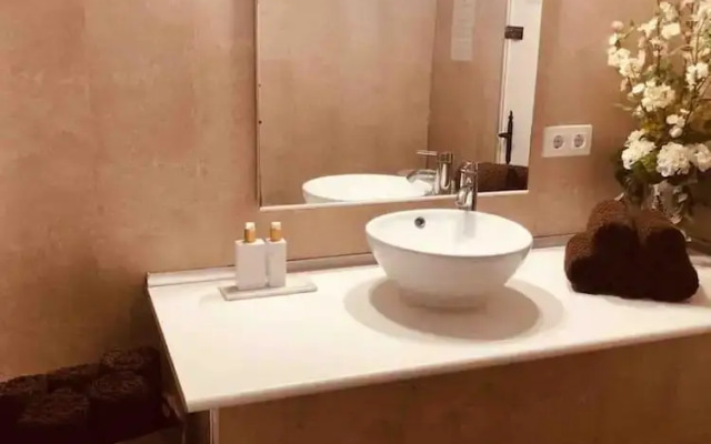 Lovely 2 Bed Apartment in Alcalali