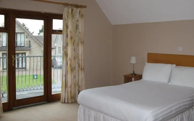 Galway Bay Lodge