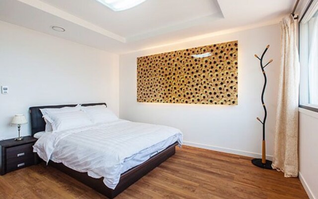 Tongyeong Mari Joa Pension