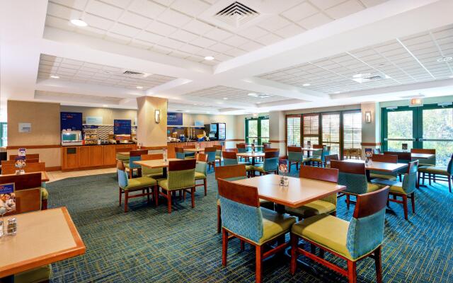 Holiday Inn Express & Suites Bradenton East-Lakewood Ranch by IHG