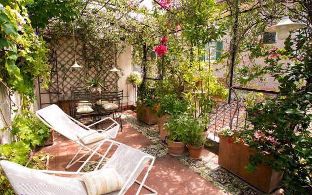 Luxury Penthouse in Trastevere