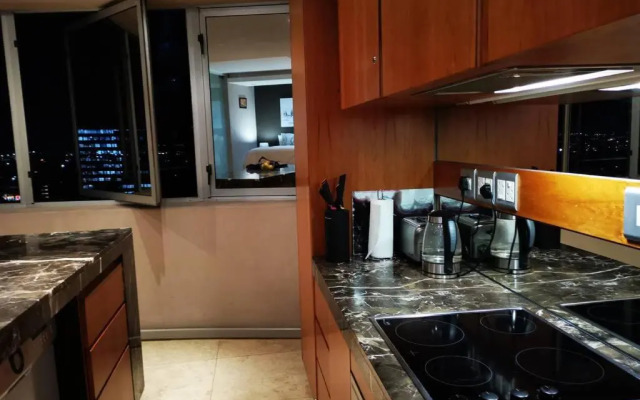 Amazing Joburg views &Unique CBD Luxury Experience