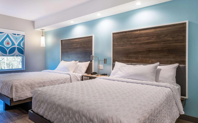 Tru by Hilton Fayetteville I-95, NC