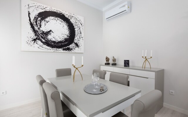 D Loft Sea and Golf