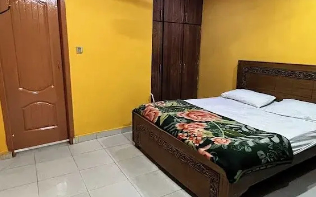 Hajveri Continental Hotel