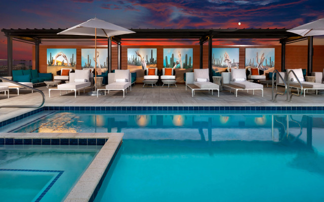 Canopy by Hilton Scottsdale Old Town