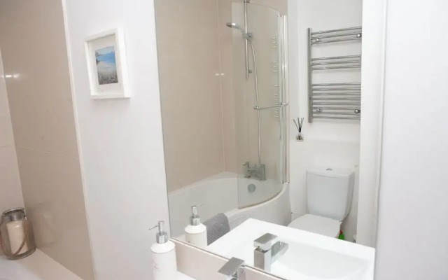 Prime Clifton Location - R&R Guesthouse 1