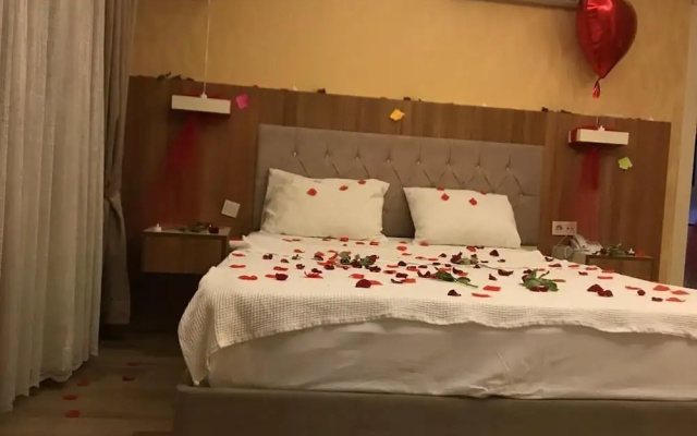 Grand Mardini Hotel