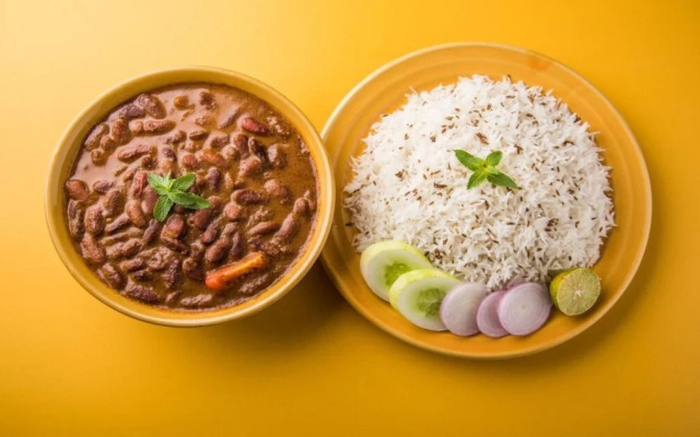 OYO Flagship 14774 Sector 14 Gurgaon