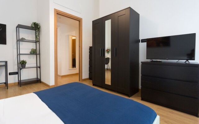 Sweet 2 Bedrooms Home In Milan Center