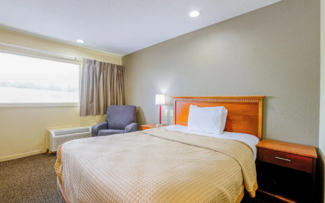 Budget Inn By OYO Natural Bridge I-81