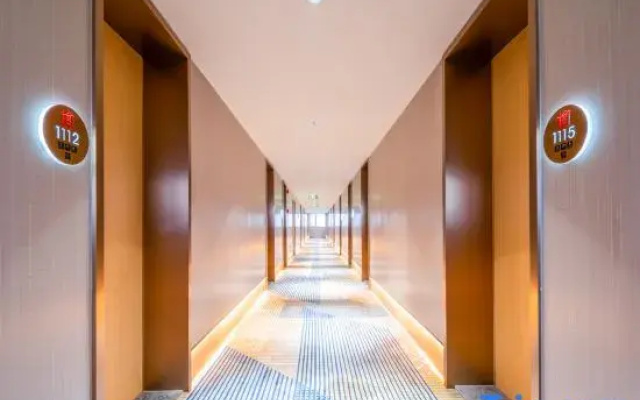 Shankee Hotel (Zibo Industrial Vocational College)