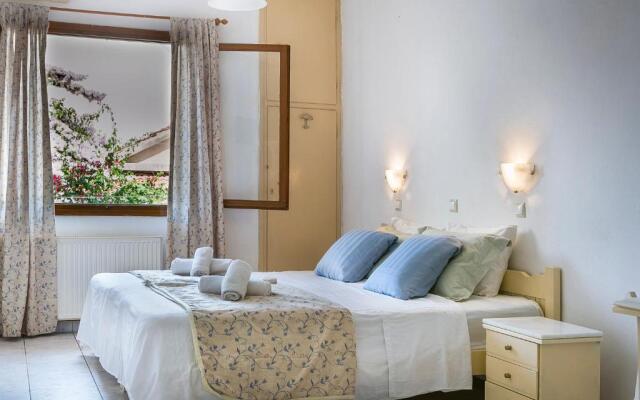 Argostoli Rooms