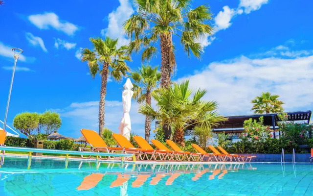 FAFA Beach Resort