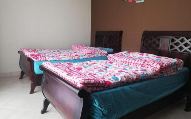 Luxury Towers Host
