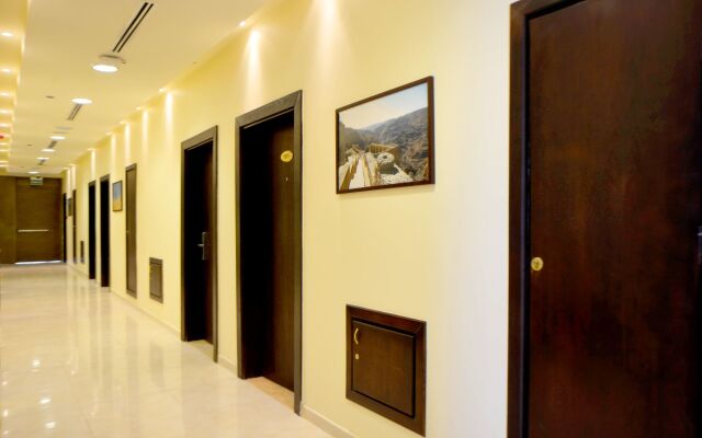 Public Security Hotel & Chalets