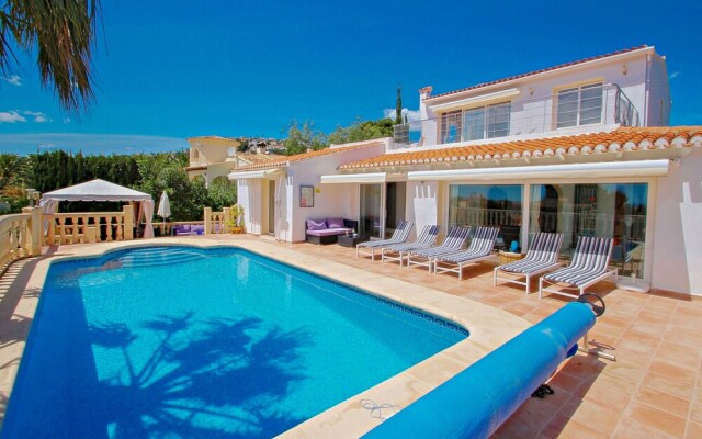 Michelle - sea view villa with private pool in Benissa