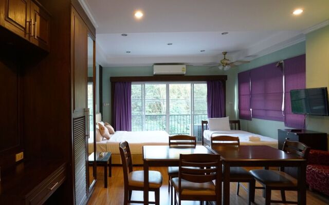 Blooming Hill Boutique Suites