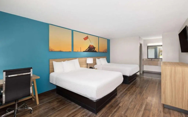 Days Inn Clarksville North