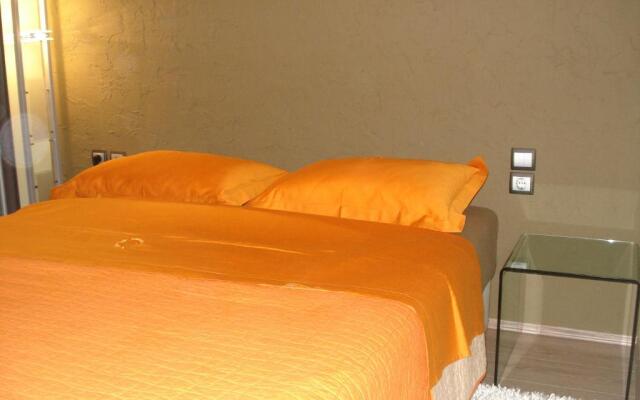 SoHoAthine Apartment
