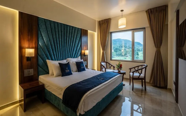 Mastiff Grand The Sia Palace Suites & Banquets, Khopoli (Nr. Imagica)
