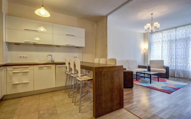 Continental Apartments