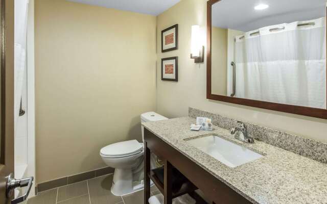 Comfort Inn & Suites Knoxville West