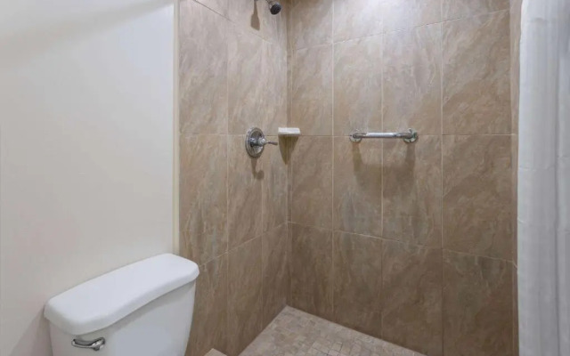 Travelodge Manhasset