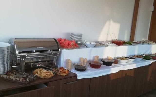 Dort Mevsim Suit Otel