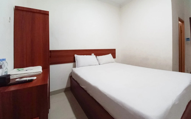 Reddoorz near Terminal Roro Bandar Sri Junjungan – Guest Rooms – Dumai