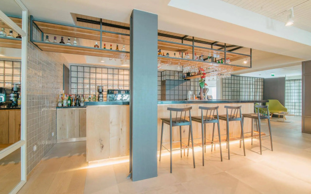 Aqualuz Lagos by The Editory