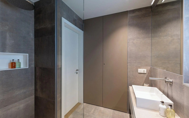 The Central City - Luxury ApartHotel