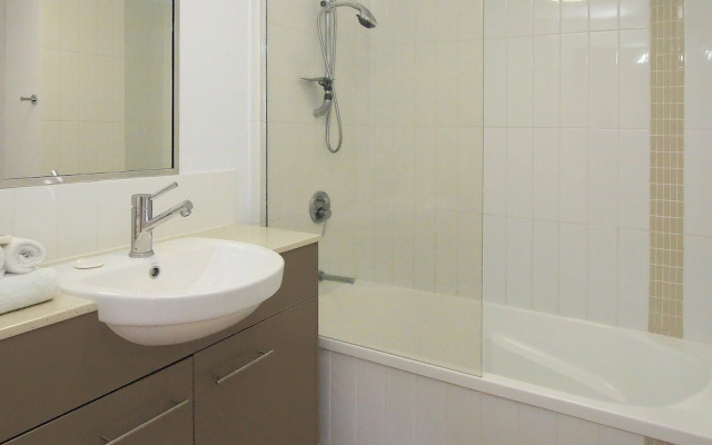 Oaks Townsville Gateway Suites