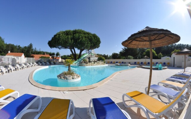Camping Domaine des Salins