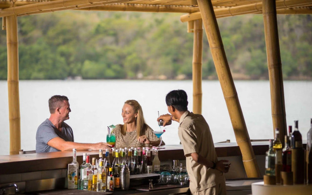 Menjangan Dynasty Resort