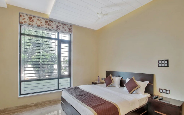 Oyo 9744 Helios Homestay