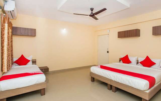 OYO 16803 Hotel Blueberry