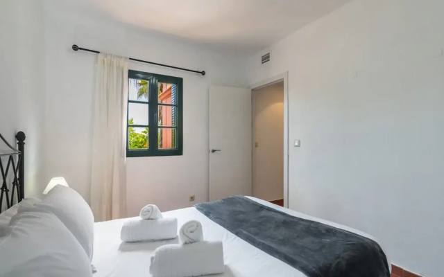 Golfside Apartment in Isla Canela