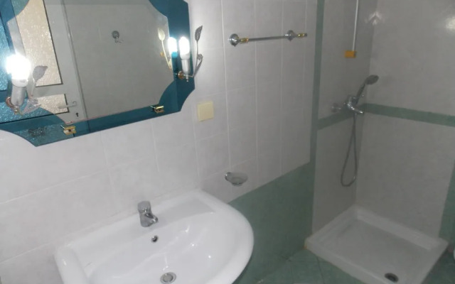Hotel Dea