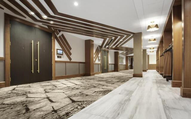 Crowne Plaza Lansing by IHG