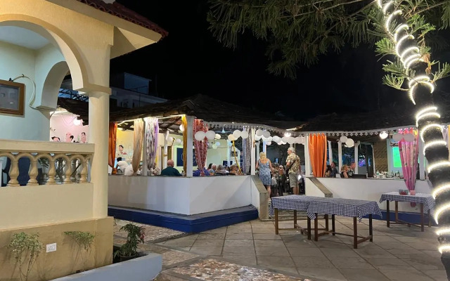 Sifrazhed's Beach Retreat