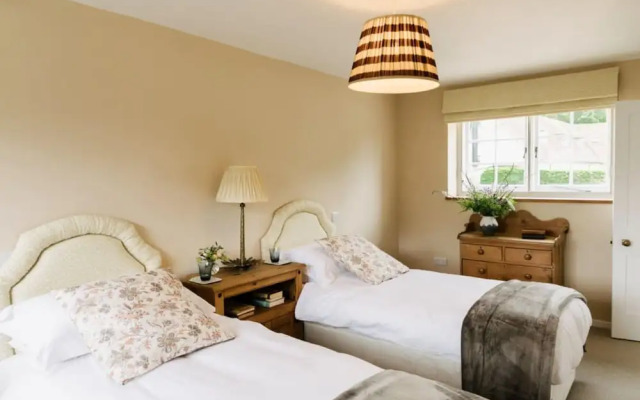 The Newington Place - Spacious 5bdr House With Garden Parking