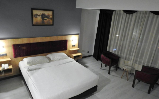 Inn Town Hotel