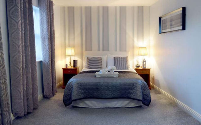 Woodfield House Hotel