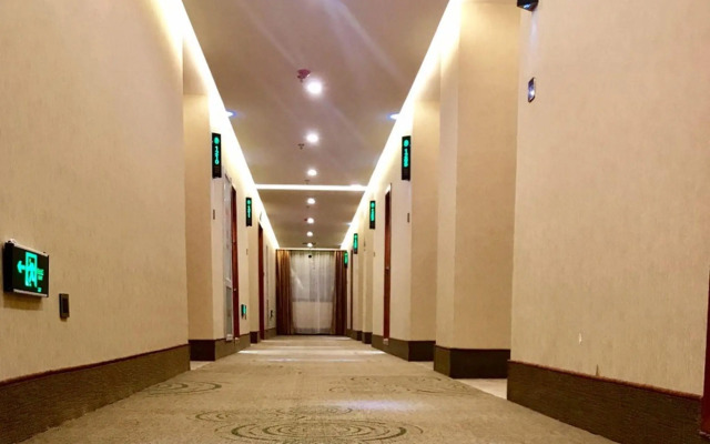 GreenTree Inn Luoyang Ruyang County Dujuan Avenue Hotel